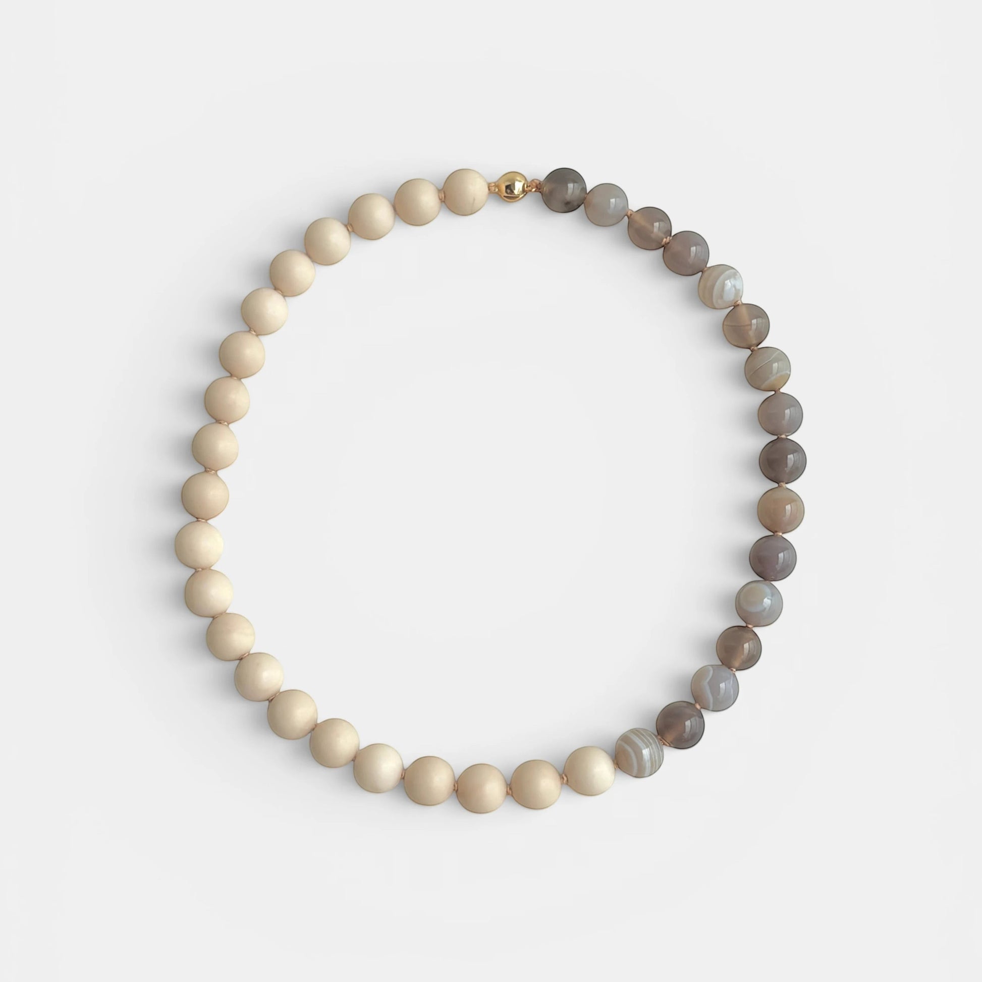 cream-agate-choker-necklace