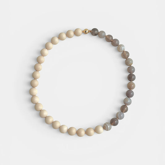 cream-agate-choker-necklace
